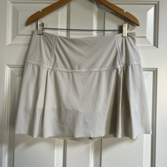 lululemon athletica Dresses & Skirts - 🍋Lululemon lost in pace skirt size 10 Tall 🍋
